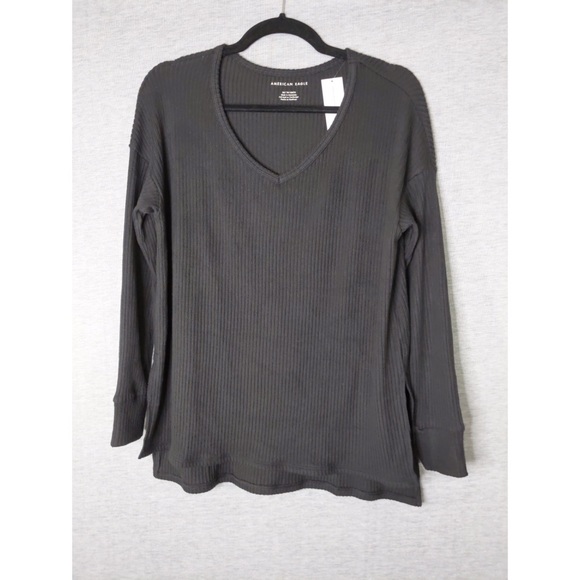 🎄 3/$35 2x👯‍♀️Host Pick⚡️American Eagle Oversized V Neck Tee - Picture 2 of 16